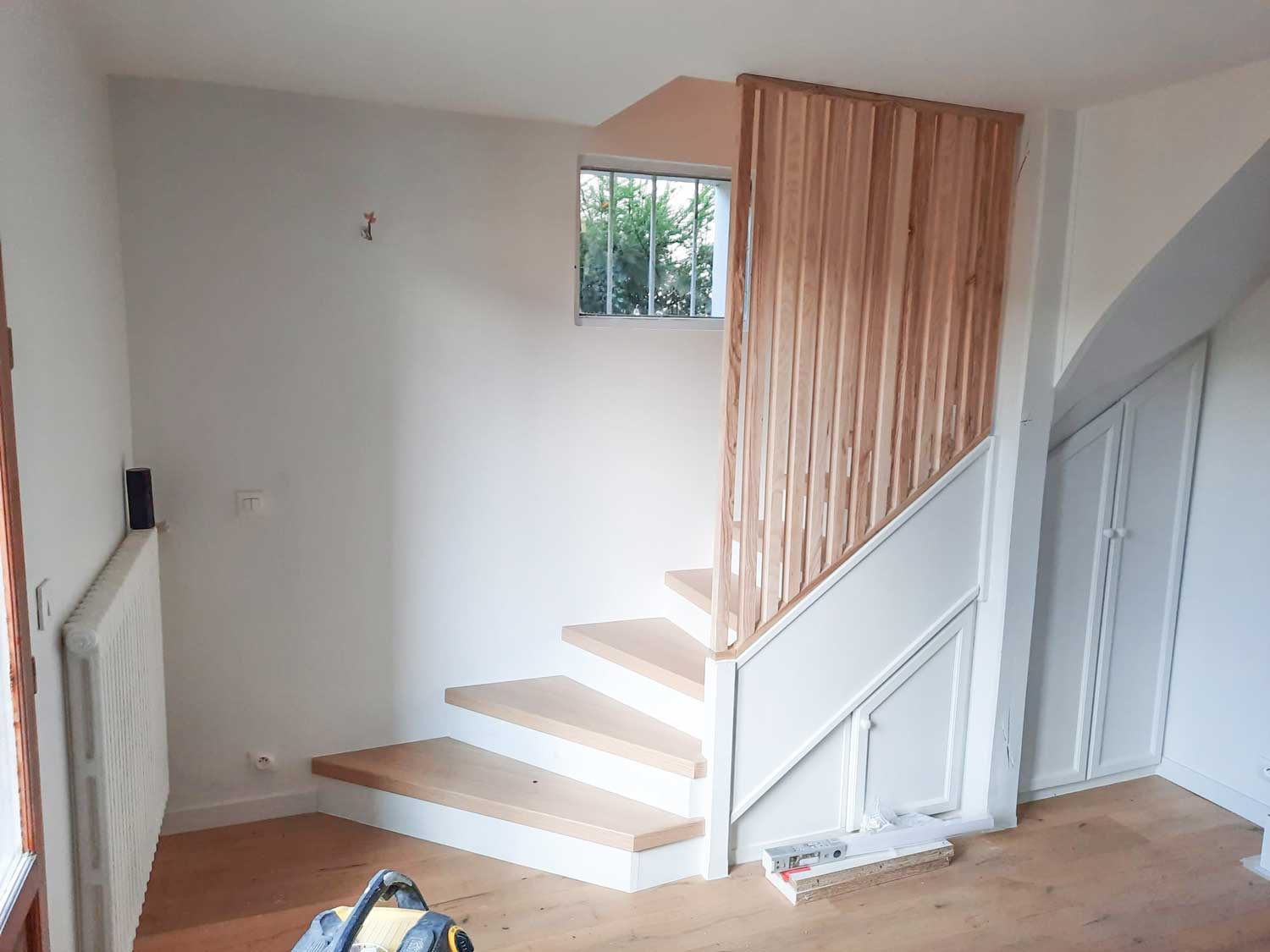 Rénovation d'un escalier réalisée par Draveil Rénovation