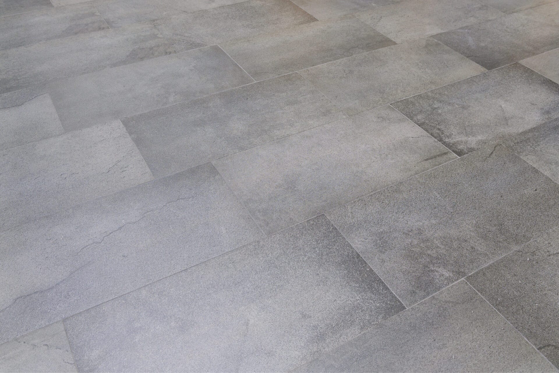 Pose de carrelage en extérieur