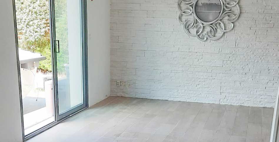 Pose de pierres naturelles réalisée par Draveil Rénovation